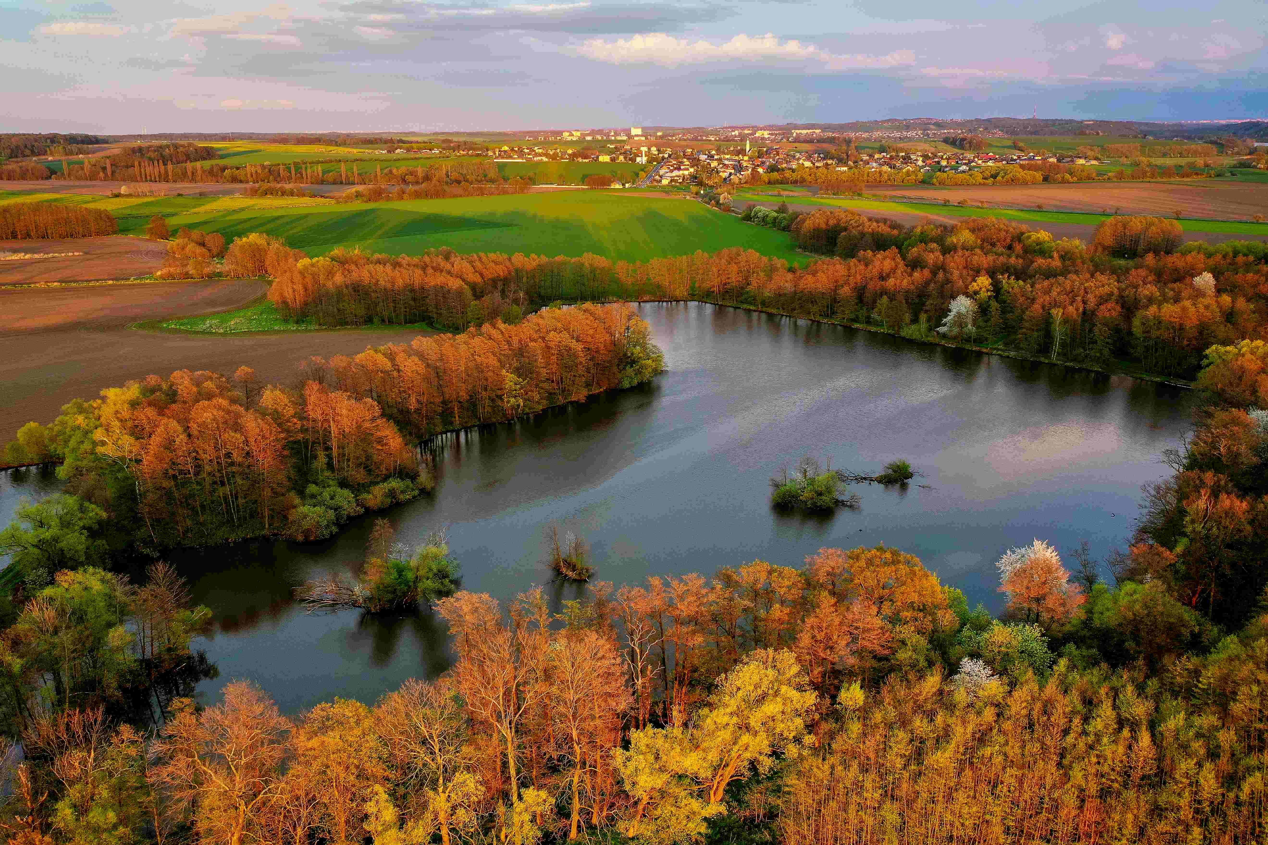 Město vody, hudby a turistiky